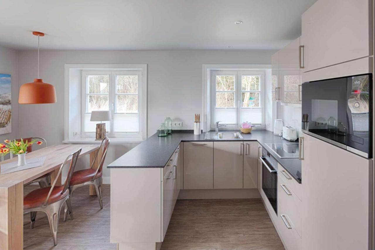 Apartment Rantum Dorf - Ferienappartments Im Reetdachhaus 1& 2 Sylt